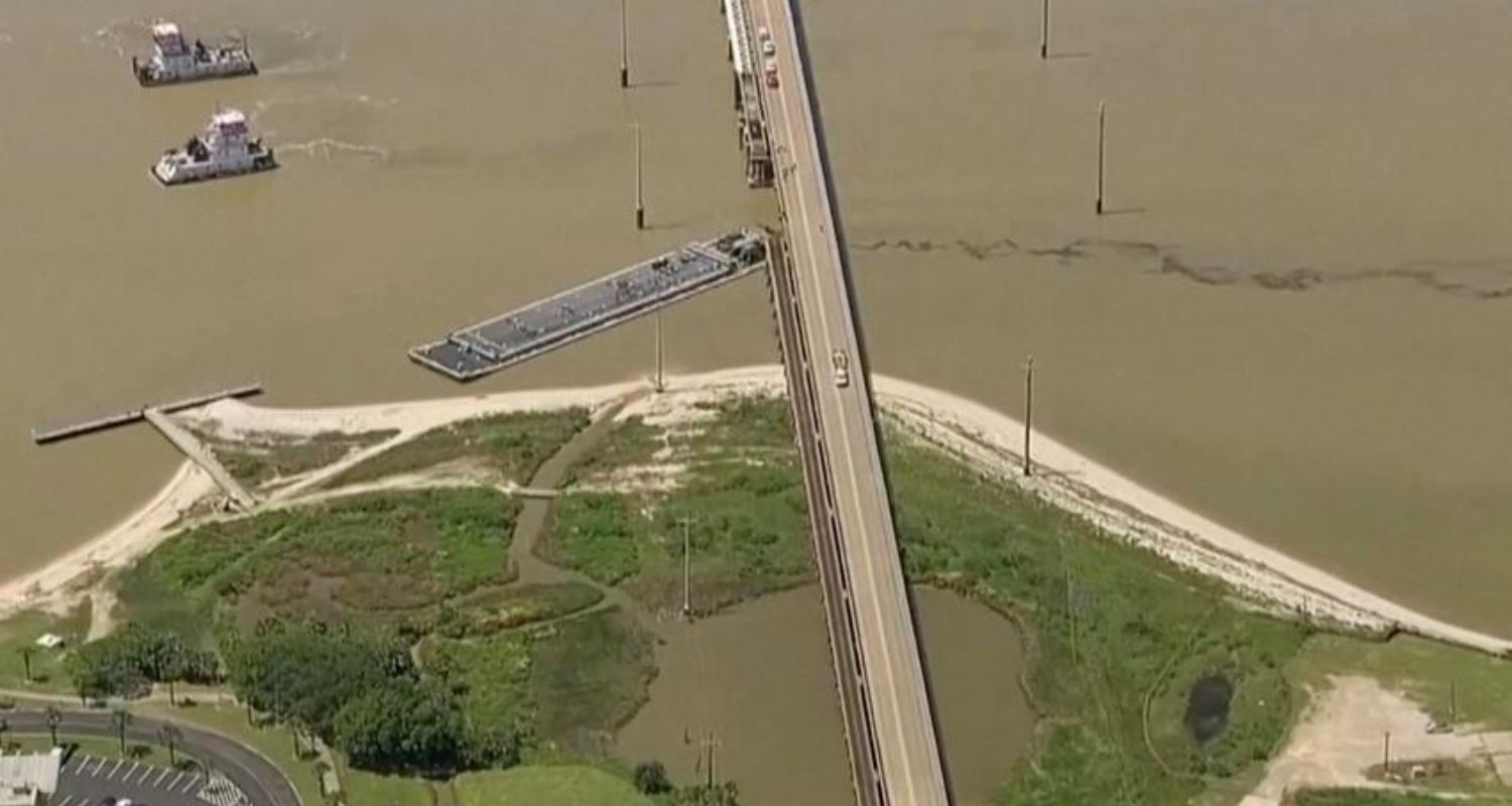 Barge Collides with Bridge in Galveston, Texas, Causing Oil Spill